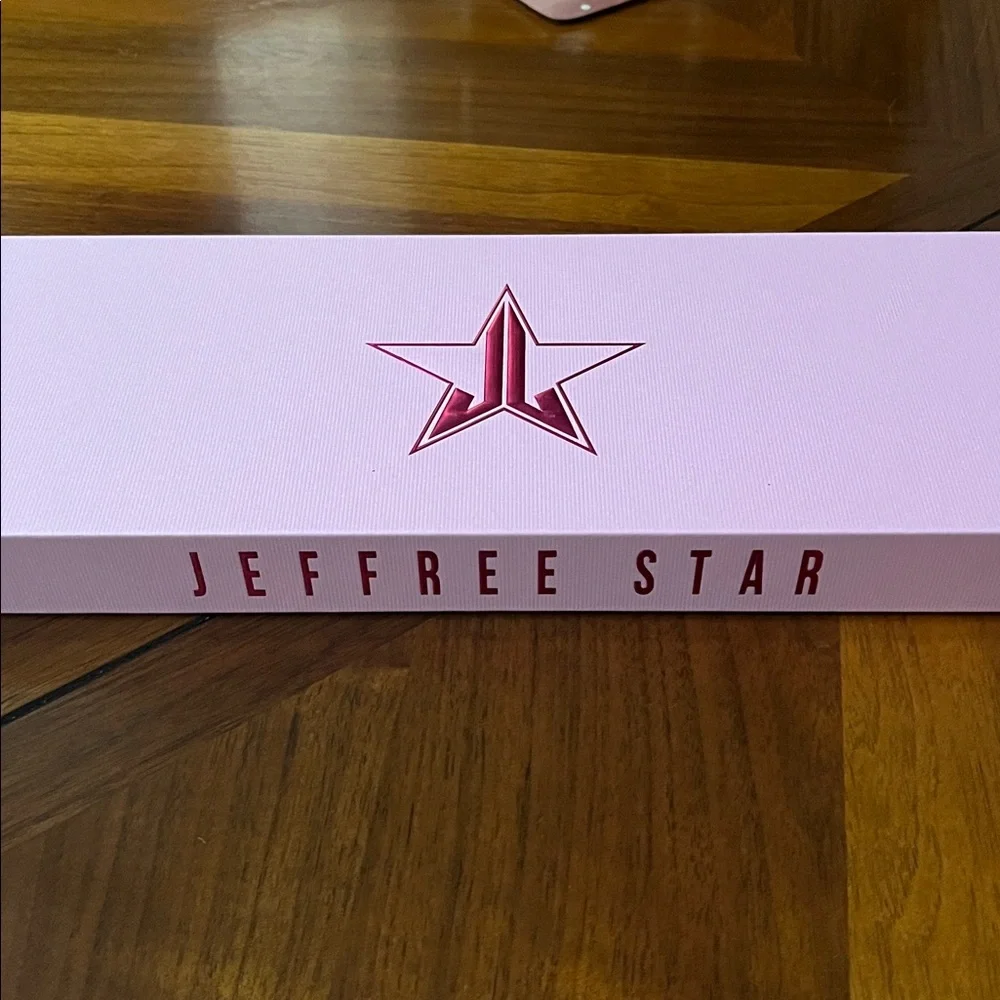 Jeffree Star Star-Shaped Soft Touch Mirror Ornaments!
